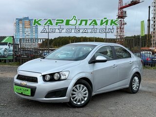 2013 Chevrolet Aveo II, серебристый, 629000 рублей, вид 2