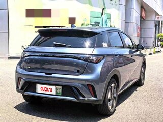 2025 BYD Dolphin 44.9 kWh I, серебристый, 1650000 рублей, вид 5