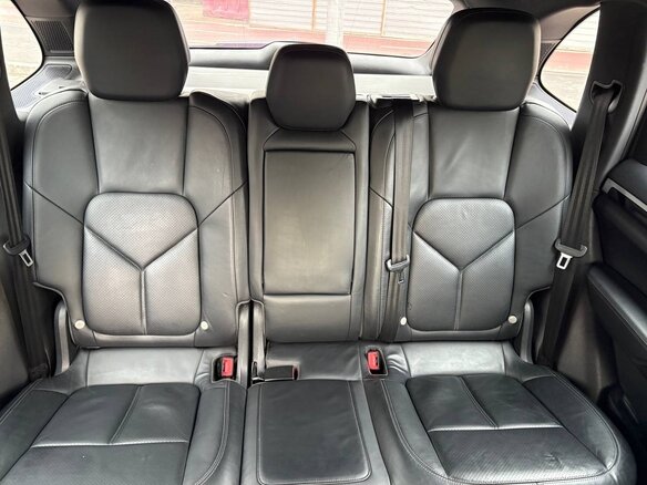 2014 Porsche Cayenne Diesel II (958), чёрный, 2400000 рублей - вид 15