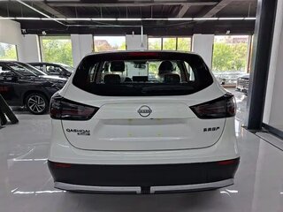 2025 Nissan Qashqai III Рестайлинг, белый, 2346026 рублей, вид 4