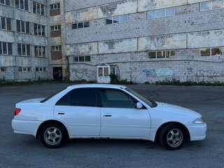 2001 Toyota Carina VII (T210), белый, 450000 рублей, вид 2