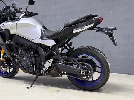 2022 Yamaha Tracer 9, чёрный, 1299000 рублей, вид 5