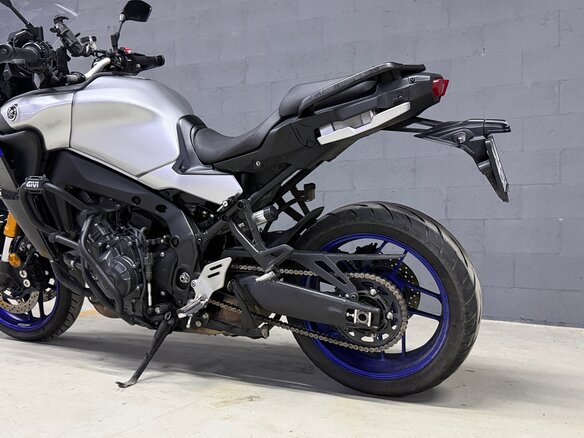 2022 Yamaha Tracer 9, чёрный, 1299000 рублей - вид 4