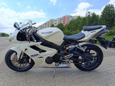 2012 Triumph Daytona 675, белый, 585000 рублей, вид 5
