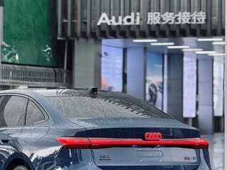 2026 Audi A6L e-tron, синий, 5650000 рублей, вид 3