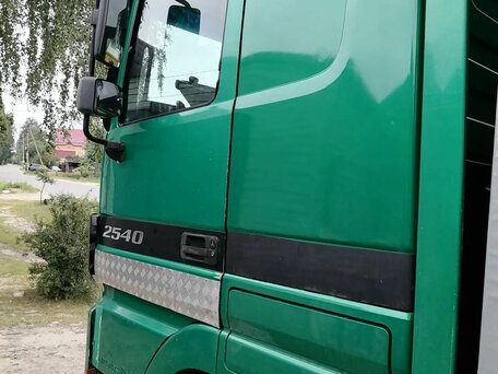 2000 Mercedes-Benz Actros, зелёный, 2000000 рублей, вид 5
