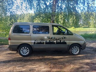 2001 Hyundai Starex I Рестайлинг, золотистый, 650000 рублей, вид 3