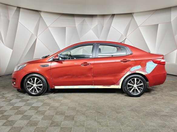 2012 Kia Rio 5-speed III, красный, 411000 рублей - вид 4