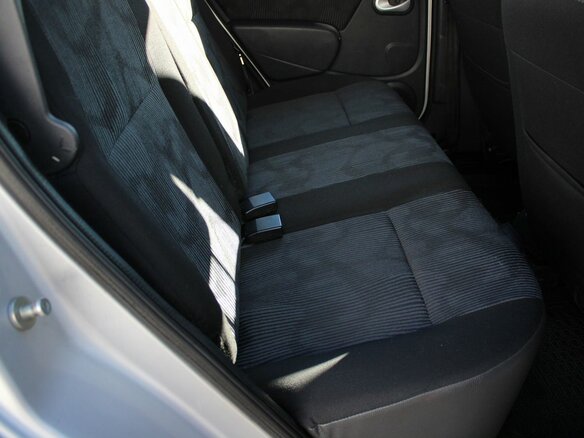2012 Renault Sandero I, серый - вид 12