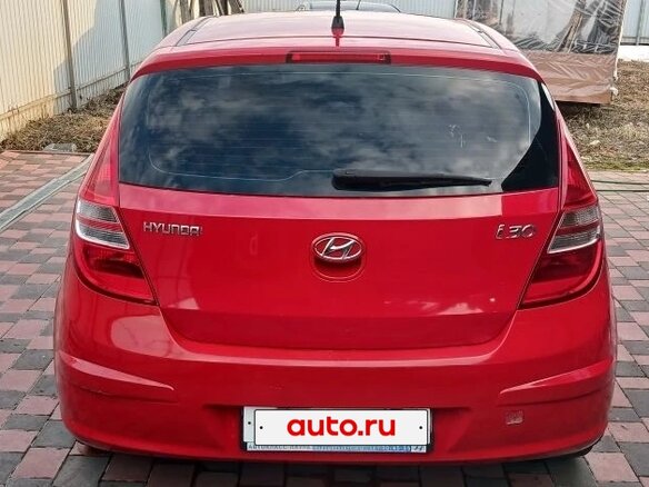 2009 Hyundai i30 I, красный, 580000 рублей - вид 3