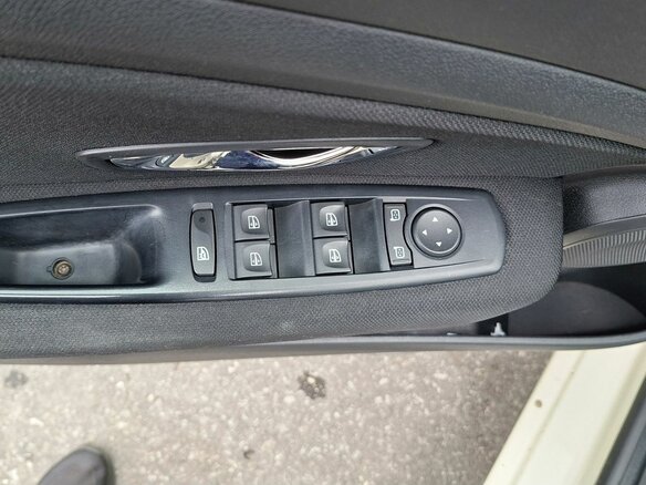 2013 Renault Fluence I, бежевый, 657000 рублей - вид 12