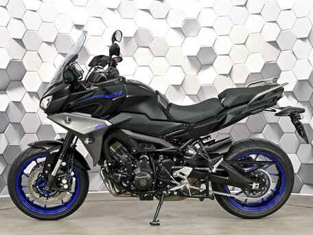 2021 Yamaha MT-09 Tracer (FJ-09), чёрный, 999000 рублей, вид 4