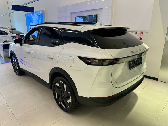 2026 Omoda C7, белый, 3499000 рублей - вид 11