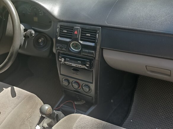 2007 Lada (ВАЗ) Priora I, серебристый, 180000 рублей - вид 4
