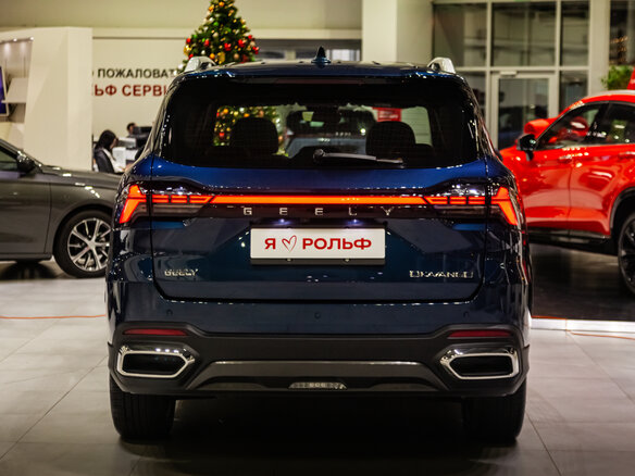 2026 Geely Okavango I Рестайлинг, синий - вид 4