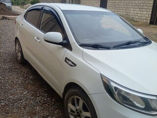 2016 Kia Rio III Рестайлинг, белый, 780000 рублей, вид 2