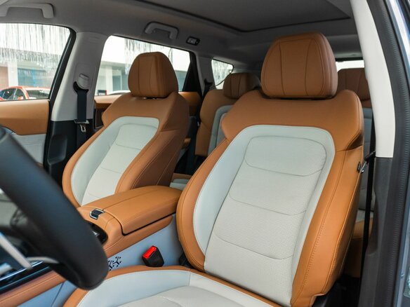 2026 Jetour X70+ I Рестайлинг, серый, 3099000 рублей - вид 28