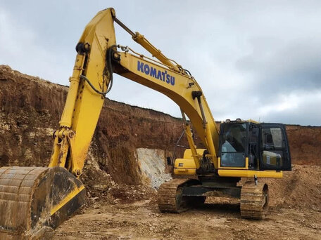 2023 Komatsu PC300, оранжевый, 16000000 рублей, вид 1