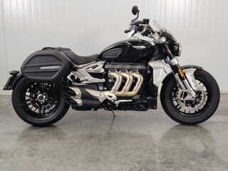 2024 Triumph Rocket 3, чёрный, 2349000 рублей, вид 1