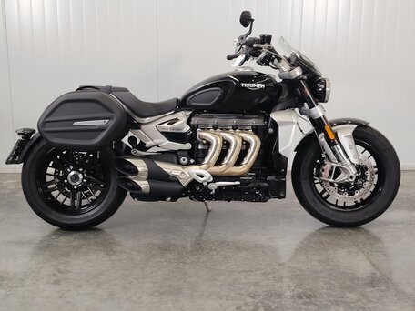 2024 Triumph Rocket 3, чёрный, 2349000 рублей, вид 1