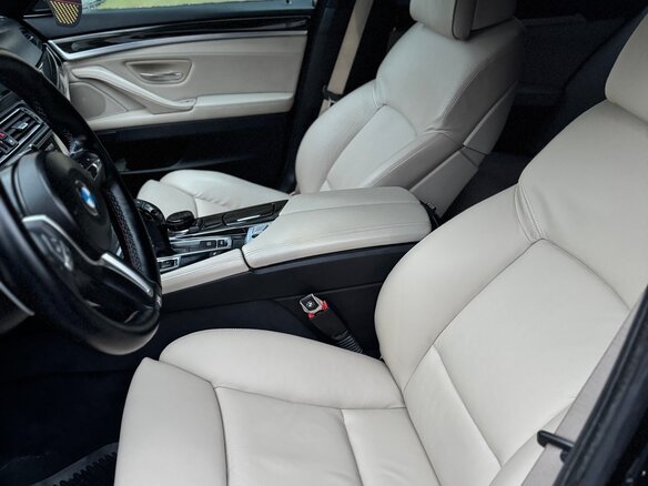 2010 BMW 5 серии 525d VI (F10/F11/F07), чёрный, 1800000 рублей - вид 13