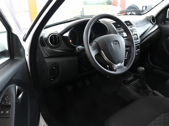 2026 Lada (ВАЗ) Granta I Рестайлинг, белый, 1131000 рублей - вид 7