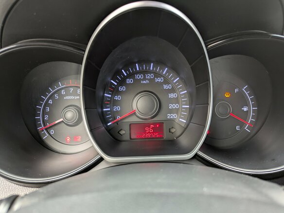 2014 Kia Rio 5-speed III, белый, 699000 рублей - вид 21
