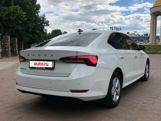 2021 Skoda Octavia IV (A8), белый, 2560000 рублей, вид 3