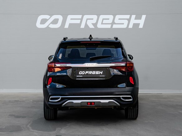 2022 Kia Seltos I, чёрный, 2320000 рублей - вид 3