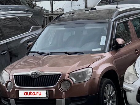 2013 Skoda Yeti I, коричневый, 475000 рублей, вид 2