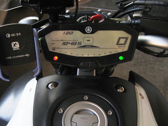 2015 Yamaha MT-07 (FZ-07), белый - вид 16