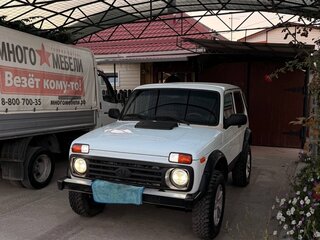 2012 Lada (ВАЗ) 2121 (4x4) I Рестайлинг, белый, 299999 рублей, вид 1