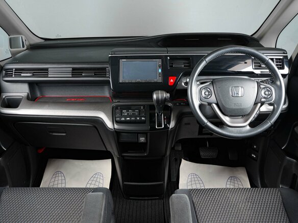 2016 Honda Stepwgn Spada V, чёрный - вид 12