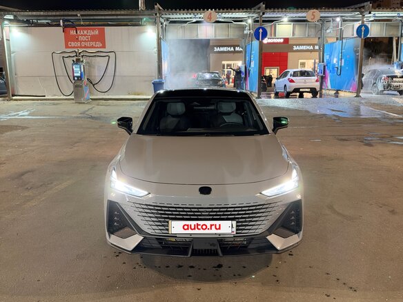 2023 Changan UNI-V I, серебристый, 2100000 рублей - вид 1