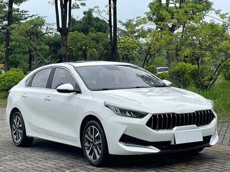 2022 Kia K3 II (China Market), белый, 1250000 рублей, вид 5
