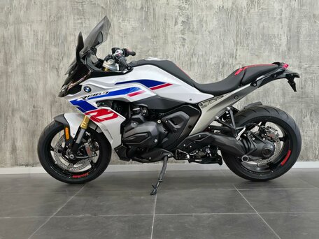 2025 BMW R 1300 RS, синий, 2500000 рублей, вид 2