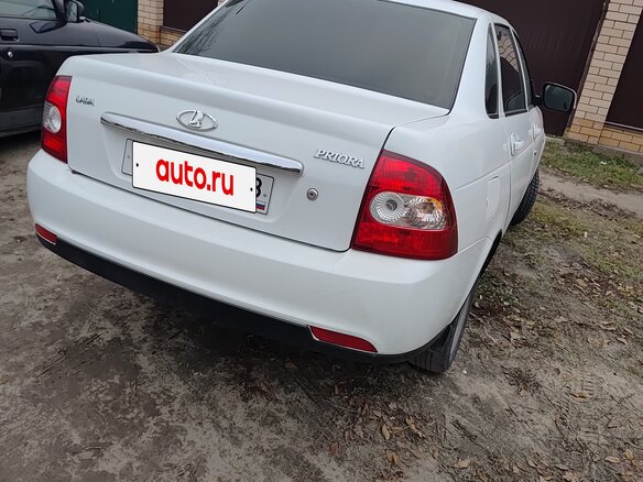 2010 Lada (ВАЗ) Priora I, белый, 230000 рублей - вид 3