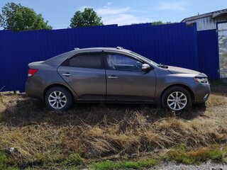 2010 Kia Forte I, серый, 700000 рублей, вид 2