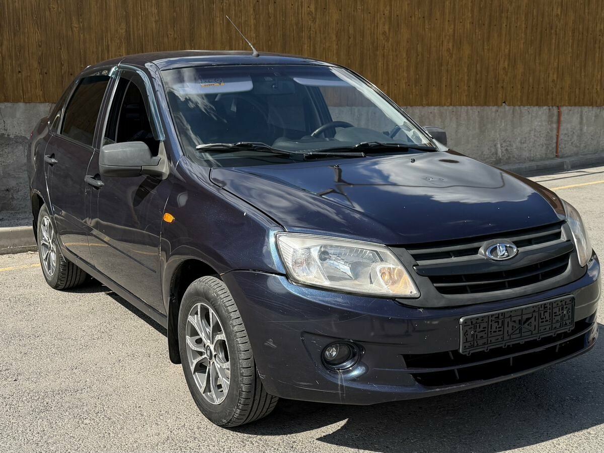 Открыть фотографии: Lada (ВАЗ) Granta I