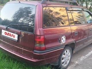 1997 Opel Astra 16LZ2 F, пурпурный, 260000 рублей, вид 4