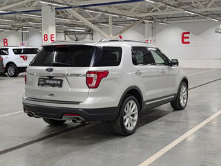 2019 Ford Explorer V Рестайлинг 2, серебристый, 2900000 рублей, вид 5
