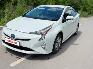 2016 Toyota Prius IV (XW50), белый, 1600000 рублей, вид 1
