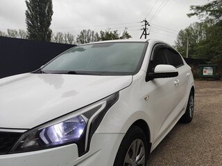 2021 Kia Rio IV Рестайлинг, белый, 1150000 рублей, вид 1