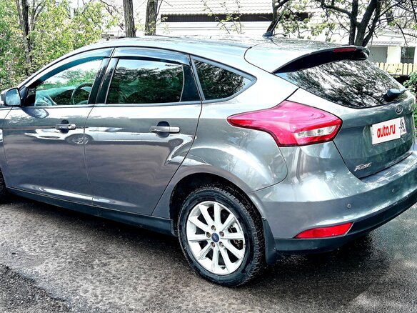2016 Ford Focus III Рестайлинг, серый, 800000 рублей - вид 2