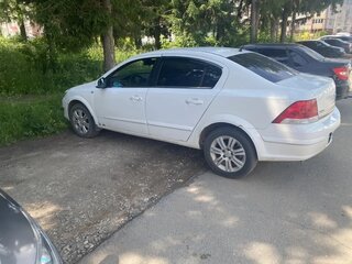 2011 Opel Astra H Рестайлинг, белый, 357000 рублей, вид 4