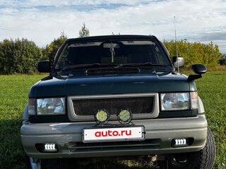 1997 Isuzu Bighorn II, зелёный, 900000 рублей, вид 3