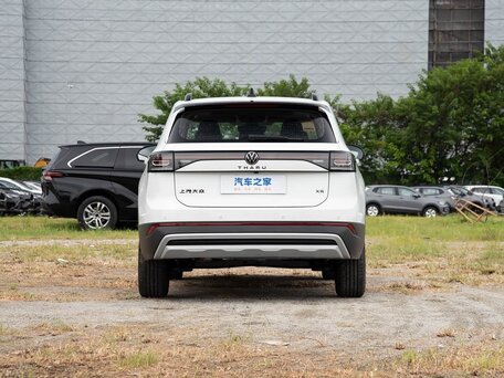2026 Volkswagen Tharu XR, белый, 1930000 рублей, вид 5