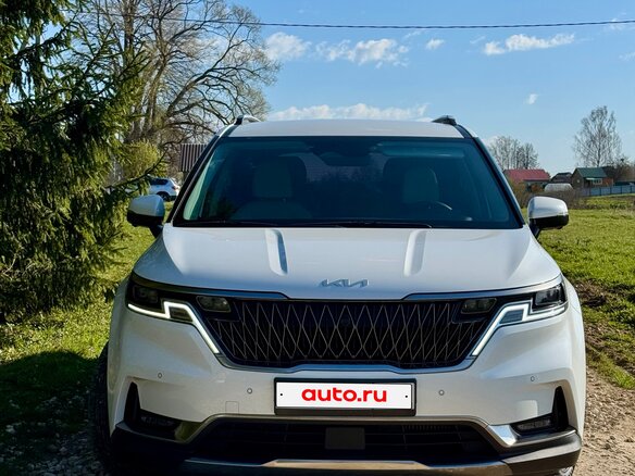 2021 Kia Carnival IV, белый - вид 3