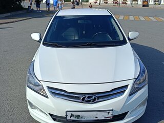 2016 Hyundai Solaris I Рестайлинг, белый, 1100000 рублей, вид 1
