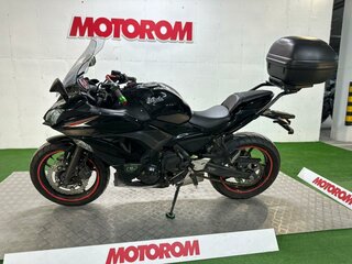 2018 Kawasaki Ninja 650, чёрный, 650000 рублей, вид 1